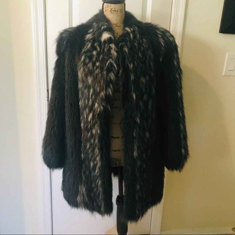 Vintage Black & Gray Faux Fur Women’s Gorgeous Coat size M